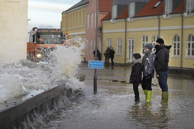 Indsnævring af Thyborøn Kanal et skridt tættere på