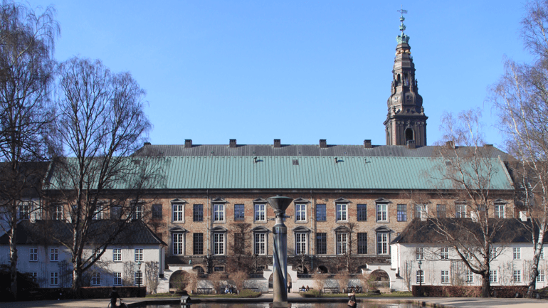 Projektkonkurrence for Folketingets nye rammer i det gamle Rigsarkiv skudt i gang