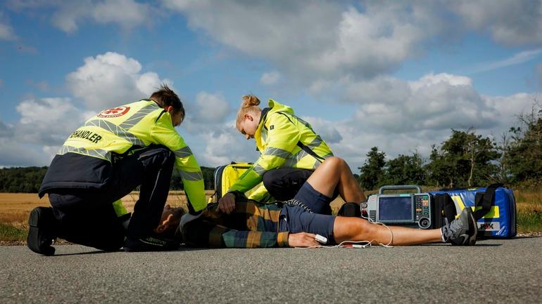 Reddernes Fagforening advarer ambulanceoperatørerne: Risiko for medarbejderflugt