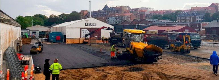 Knust affaldsbeton bliver til bæredygtig asfalt i Aarhus