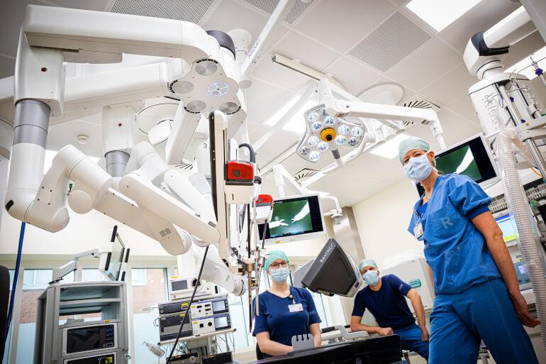 Hospital tager nye operationsrobotter i brug